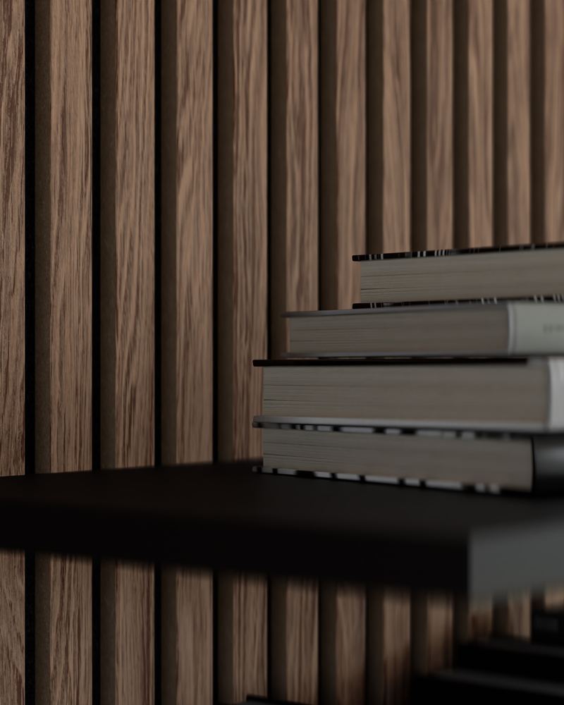 Dunkle Akustikpaneele in Smoke Oak hinter einem Regal mit Bücherstapel